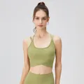 Soutien-gorge de sport vert avocat avec fines doubles bretelles et ourlet croisé en V - Vert olive