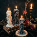 Velas aromáticas de triple calavera en negro blanco y gris para decoración gótica Halloween - 8x8x15cm / Contacto personalizado CS / Personalizado