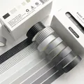Washi-Tape-Set mit 6 Rollen in Schwarz-Weiß-Gitteroptik und Minimal-Verpackung - Schwarz-weiß Minimalistisch