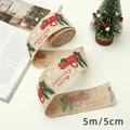 Cinta de yute beige de 5cm x 5m con camiones rojos, abetos y texto de Merry Christmas - Estilo Camión Vintage y Árbol de Navidad / 5cm de Ancho x 5m de Largo / Cáñamo natural