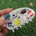 Pinza para el pelo de acetato blanco con motivos de balones de fútbol y baloncesto - H858
