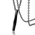 Collana da uomo con pendente a cilindro intrecciato nero in acciaio inossidabile lucido - Ciondolo con Catena / Nero
