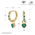Detalle de los pendientes de corazón de plata S925 dorada con circón verde y medidas - Plata 925 Chapada en Oro - Verde