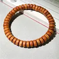 Bracelet en bois de cyprès fait main avec perles cylindriques plates en brun naturel - Standard 5x8mm / Bois de Thuja