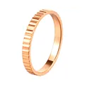 Anello retrò in oro rosa con strisce verticali e finitura in acciaio lucido - Taglia US 6 / Oro Rosa