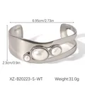 Bracelet jonc vintage argenté avec perles nacrées et dimensions détaillées du produit - Xz-b20223-s-wt
