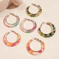 Sechser-Set bunte C-förmige Creolen aus Harz mit Leopardenmuster und Silberstift - Ohrringe - Bunt (6-teiliges Set)