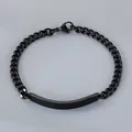 Zwarte titanium stalen Cubaanse schakelarmband met graveerbare gebogen plaat voor stellen - Zwart (KB212085-Z)
