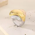 Klobiger, unregelmäßiger dreifarbiger Ring mit poliertem Gold-, Silber- und Roségold-Finish - US 6 / Dreifarbiger flüssiger Stapelring (Gemischte Farbe KR53724-LK)