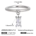 Meetgegevens van roestvrijstalen ring met hangende rechthoekige zirkonia-steen - Rechthoekige Hanger (JDR0201300-S-7-2)