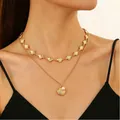Collana a doppio strato dorata con ciondoli a conchiglia e perle bianche per le donne - Stile Perla Conchiglia Oro (S511)