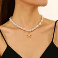 Collana di perline stile oceano con pietre bianche e ciondolo a stella marina - Stile Pendente Stella Marina Ghiaia Oro (A-1023)