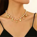 Collana a doppio strato con perle bianche e ciondoli a conchiglia dorati - Stile Pendente Oceano Perle Oro (WG-0134)