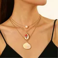 Collana a tre strati dorata con ciondoli a conchiglia, perla e stile bohémien da mare - Stile Perla Conchiglia a Tre Strati Oro (K-195)