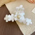 Y2K sweet metal style hair claw clip with white embroidered flowers and pearls - Embroidered Flower Pearl Embellished Claw Clip