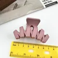 Pinza per capelli rosa cipria opaca da 8,5 cm per un elegante styling in stile francese - Rosa Costola