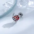Clou d'oreille gothique main de squelette argentée avec zircon coeur rouge et vis - Style Argent Rouge Main Droite (A1018-7)