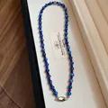 Elegante collana in acciaio inossidabile con perle di vetro blu e rosse per uno stile dolce. - Collana N. 57 - Blu - Rosso