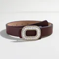 Dettaglio cintura in pelle marrone con fibbia decorata con perle e strass - 105cm x 2.8cm / Caffè