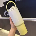 Vaso térmico de 30oz en acero inoxidable con degradado crema a amarillo y asa - 890ml / Blanco A Amarillo