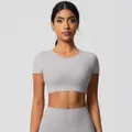 Seamless light grey yoga set with short sleeve crop top and high waist leggings - 7105 Short-sleeved T-shirt - Frosty Gray / S