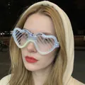 LED heart-shaped shutter glasses with glowing lights for party and nightclub music festivals - Heart / White
