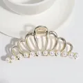 Pince à cheveux couronne dorée avec perles blanches élégantes pour la coiffure - Couronne de Perles