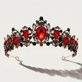 Vintage Barock Brautkrone in Gold mit großen roten Tropfenkristallen und Schmucksteinen - Antikgold Roter Strass
