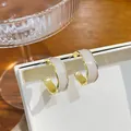 French vintage style C-shape pearl earrings in gold and creamy white finish - Gold Border Milky White Wave Edge C-Shaped Earrings (E5739-1) / Cream
