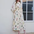 Elegant long-sleeved floral midi dress with lantern sleeves and elastic high waist - S / White