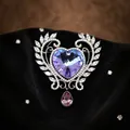 Luxe hartspeld met paars kristal en zilverkleurige details in de vorm van vleugels - Roze Paars