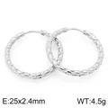 Orecchini a cerchio in acciaio inox da 25 mm con motivo a rombi, peso 4,5 g - Cerchio con Frammenti d'Argento a Rombi (KE120755-GC)