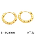 Orecchini a cerchio in acciaio dorato con trama a rombi e taglio diamante, 15x2,5 mm - Cerchio con Frammenti d'Argento a Rombi (KE122766-GC)