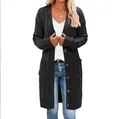 Cardigan lungo nero classico in maglia a trecce con bottoni e grandi tasche frontali - Nero