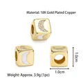 Pendentif dé étoile et lune doré avec nacre blanche et détails en oxyde de zirconium - Pendentif Cube Lune (Coquille Naturelle)