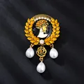 Vintage cameo brooch with yellow rhinestones and white teardrop pearls in gold finish - XD826044-Black Vintage Cameo Silhouette