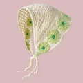 Beigefarbenes Häkel-Bandana mit grünen Sonnenblumen-Akzenten und seitlichen Bändern - Einheitsgröße / Chrysantheme Grün
