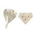 Handgefertigtes Häkel-Set für Babys: Haube und Dreieckstuch in Creme mit Fruchtdekor - Einheitsgröße / Karotte