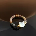 Handcrafted beaded cat ring with Alashan agate and white shell cat focal piece - Alashan Agate (Shell Cat)