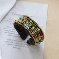 Dettaglio del bracciale rigido boho intrecciato a mano con perline colorate - 5-Perle di Rame Tormalina Pietra Naturale