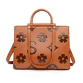 Braune Shopper-Tasche aus Leder mit Blumen-Prägung und S-Buchstabe in Karamellfarbe - Goldbraunes Ölleder