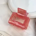 Elegante pinza per capelli geometrica in resina rossa con finitura scintillante - Quadrato rosso melograno 5cm