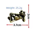 Dimensiones del sapo de té de latón antiguo: 3.7cm de longitud y 25.2g de peso real - Rana Durmiente / Bronce