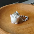 Porte-clés monstre en peluche blanche douce avec chaîne à perles blanches mignonne - Petit Alpaga