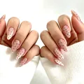 Détails de faux ongles amande longs rose nude brillants avec motifs à pois noirs - Rose Nude à Pois Noirs (AW595)