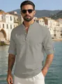 Chemise en lin à manches longues avec col mao et détails boutonnés sur terrasse côtière - S / Gris clair