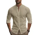 Chemise homme ajustée en coton et lin à manches longues avec col mao en beige - S / Khaki