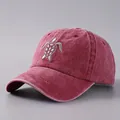 Unisex vintage washed burgundy baseball cap with silver turtle embroidery - One Size / Burgundy