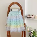 Détail d'une jupe tutu multicouche en tulle dégradé macaron aux tons pastels - 120 / Arc-en-ciel Bleu & Bleu