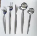 Set posate 5 pezzi in acciaio inox 304 opaco con coltelli, forchette e cucchiai - Set Posate Argento (Versione Spessa)
